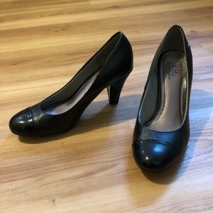 Women’s High Heel Drews Shoes (Size 8)